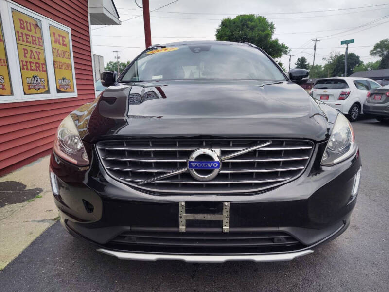 2016 Volvo XC60 T6 Drive-E