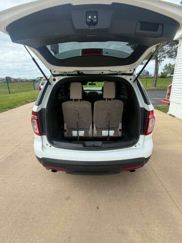 2015 Ford Explorer