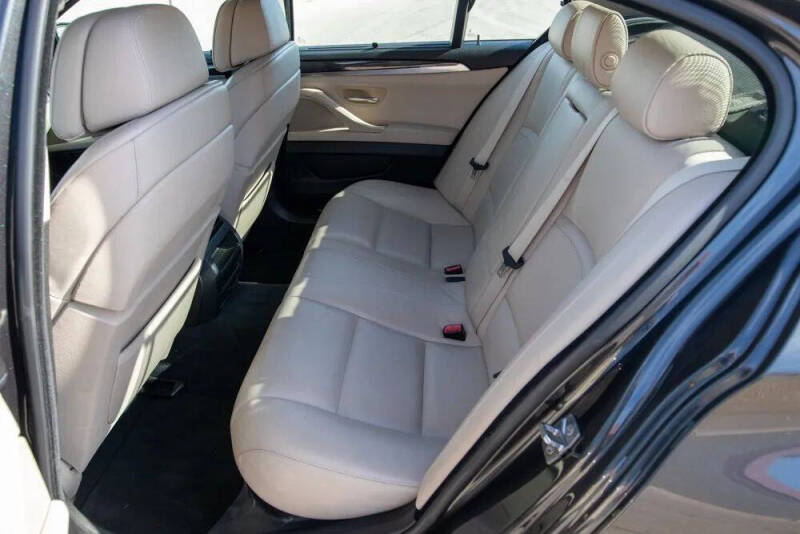 2011 BMW 5 Series 535i