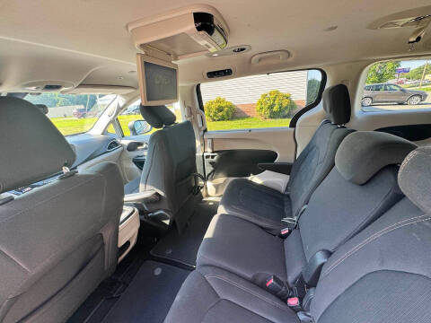 2018 Chrysler Pacifica Touring Plus