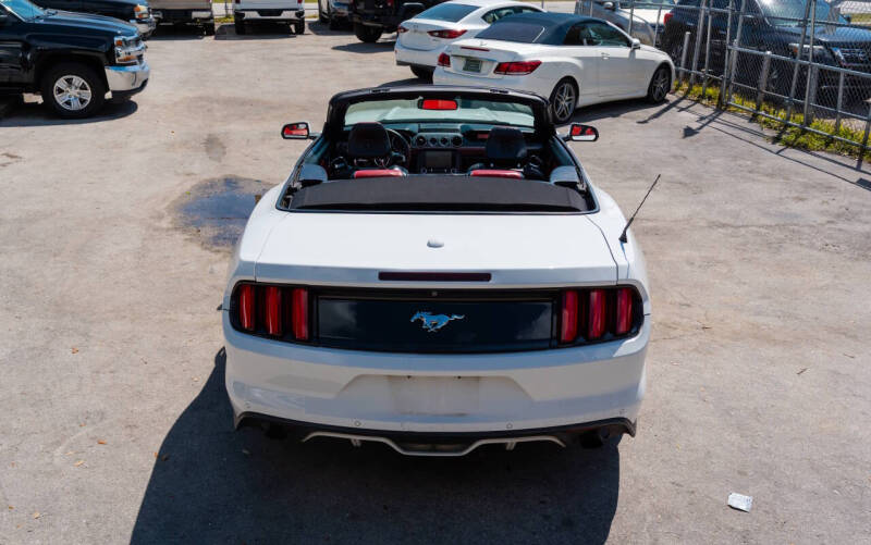2016 Ford Mustang EcoBoost Premium