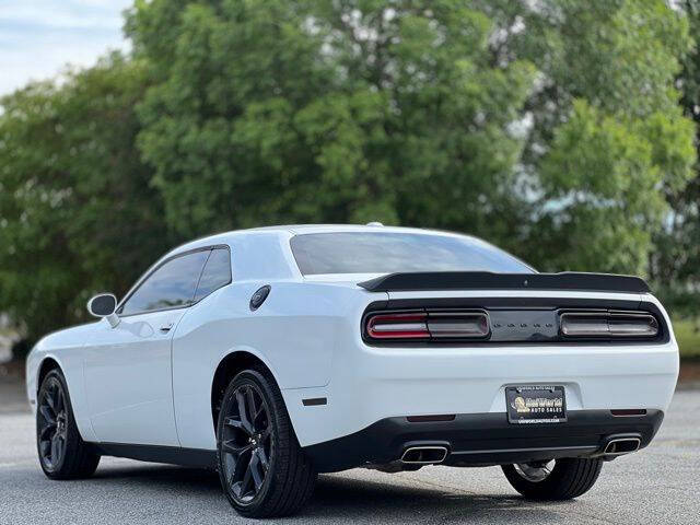 2021 Dodge Challenger SXT