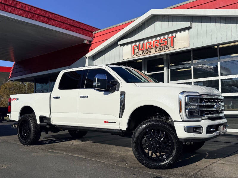 2024 Ford F-350 Super Duty Platinum's photo
