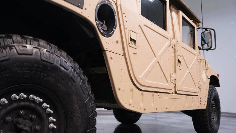 2007 AM General M1165A1