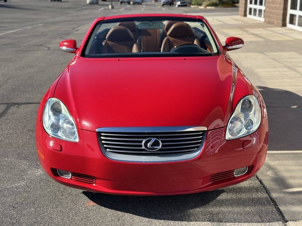 2004 Lexus SC 430 10