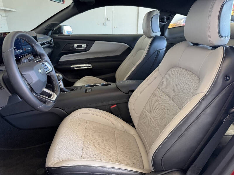 2024 Ford Mustang EcoBoost Premium