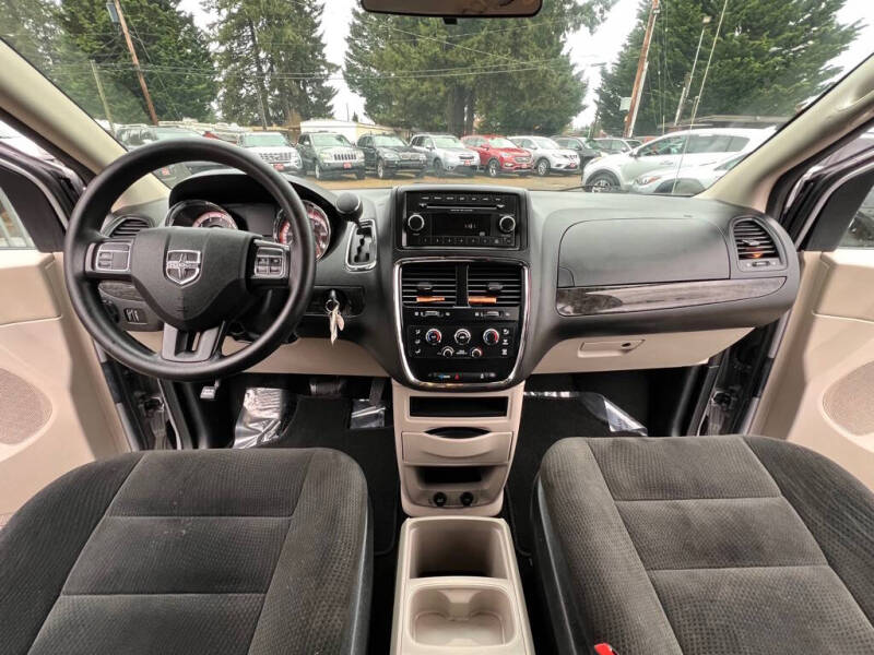 2016 Dodge Grand Caravan SE