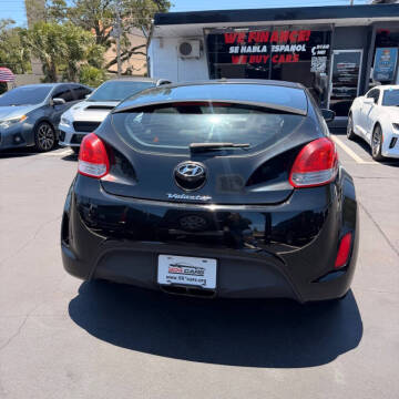2016 Hyundai Veloster