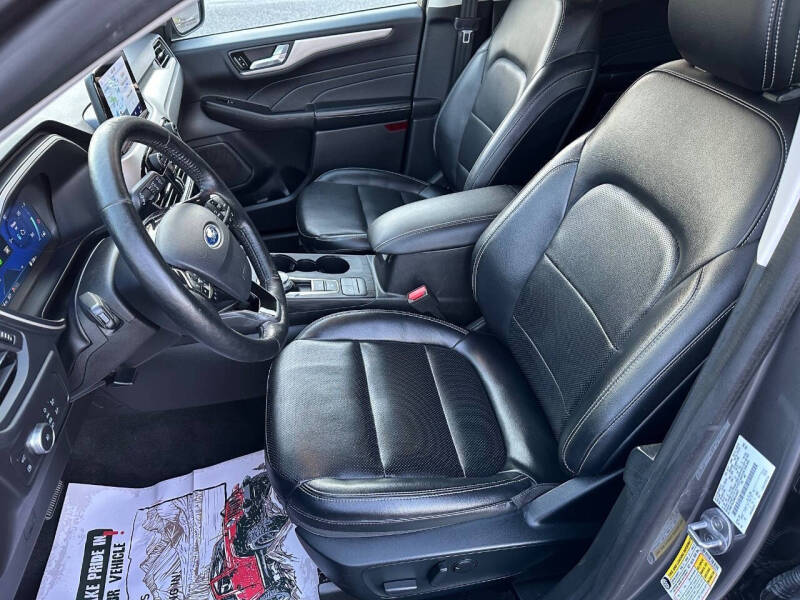 2021 Ford Escape Hybrid SEL