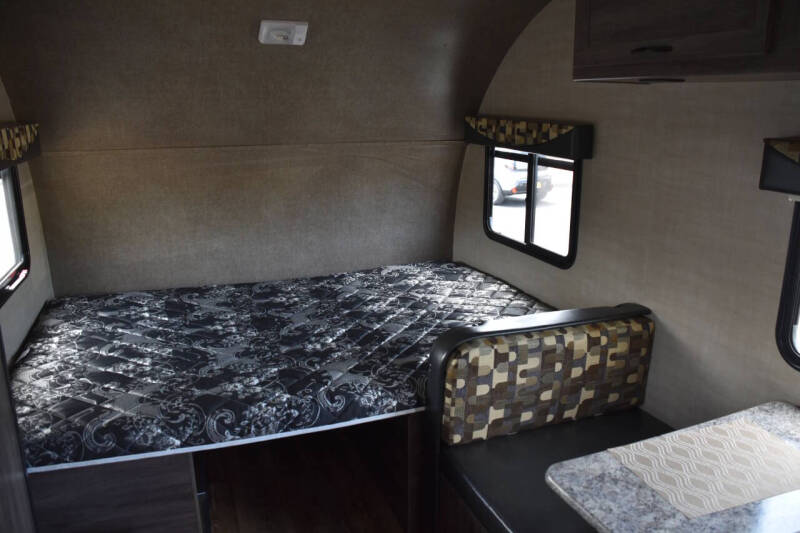 2019 Pacific Coachworks Mighty Lite Mini