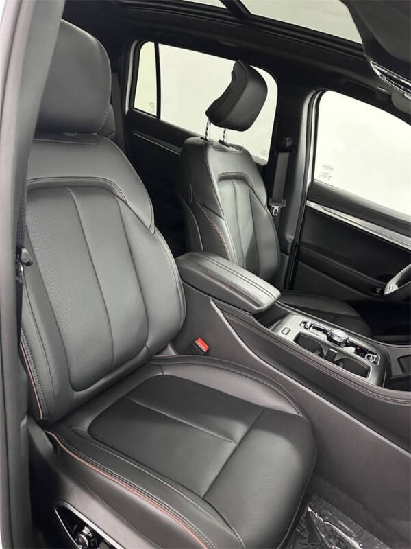 2024 Jeep Wagoneer S Launch Edition