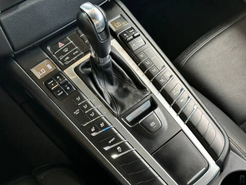 2017 Porsche Macan S