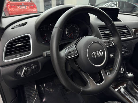 2015 Audi Q3 2.0T quattro Premium Plus