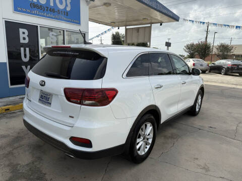2019 Kia Sorento L