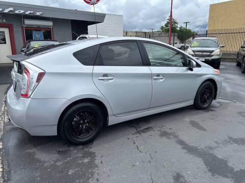 2013 Toyota Prius Two