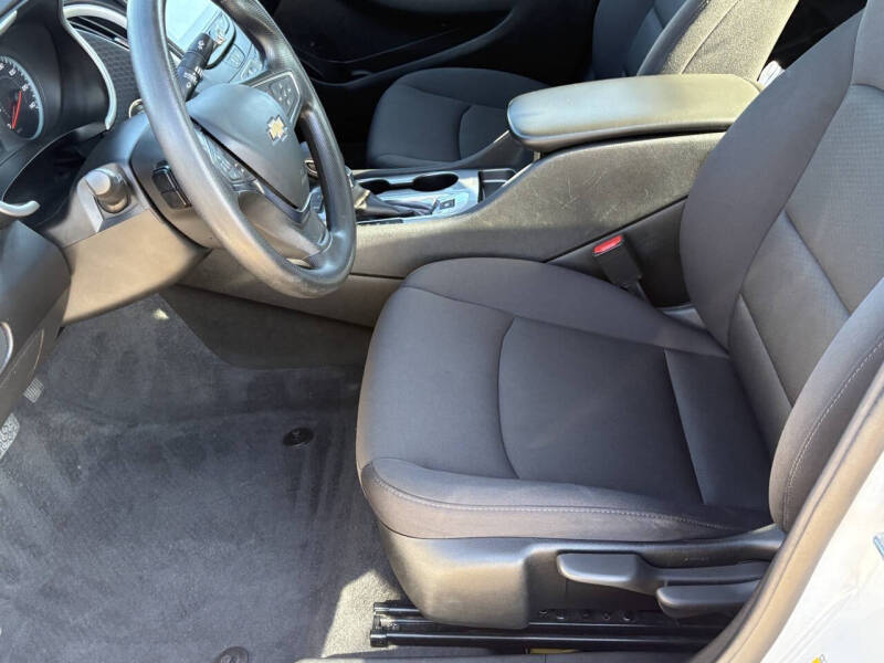 2024 Chevrolet Malibu LS