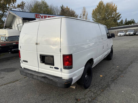 2010 Ford E-Series E-250