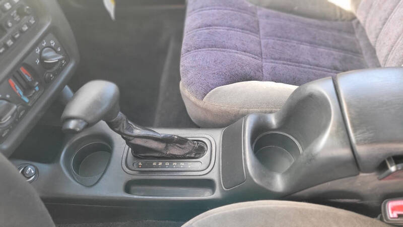 2000 Chevrolet Monte Carlo LS