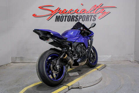 2023 Yamaha YZF-R1