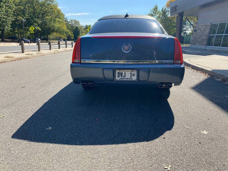 2011 Cadillac DTS Pro Coachbuilder Limo