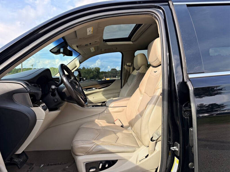 2019 Cadillac Escalade ESV Luxury