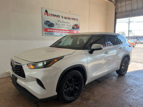 2022 Toyota Highlander L