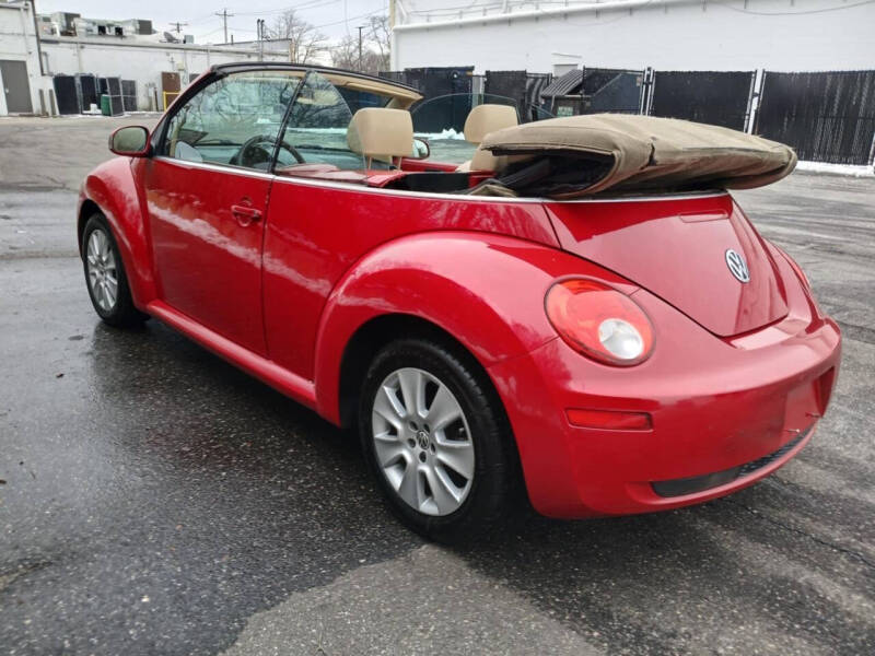 2009 Volkswagen New Beetle Convertible