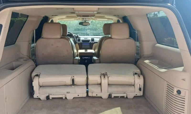 2011 Cadillac Escalade ESV Premium