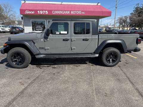 2020 Jeep Gladiator for sale at Cunningham Motor Sales, Inc. in Urbana IL
