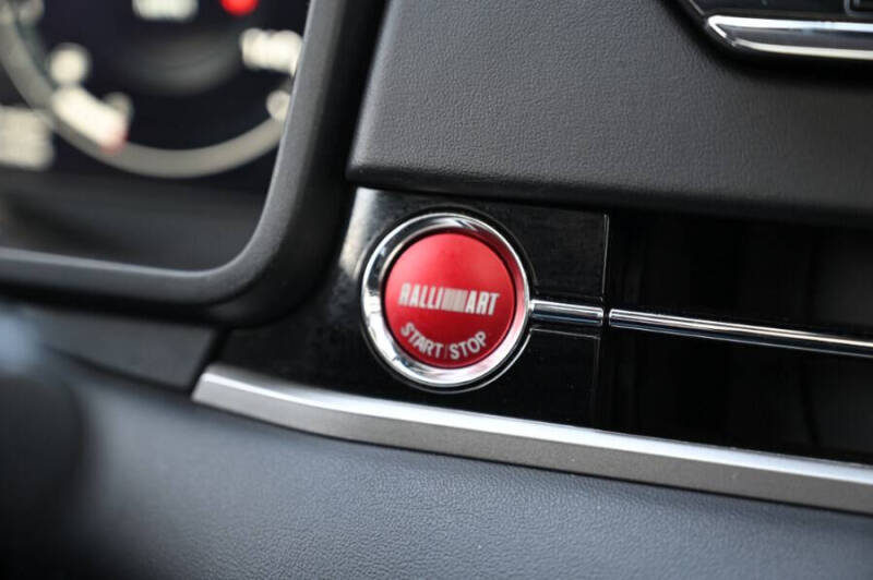 2024 Mitsubishi Outlander PHEV Ralliart