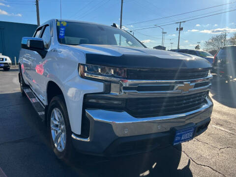 2019 Chevrolet Silverado 1500 for sale at GREAT DEALS ON WHEELS in Michigan City IN
