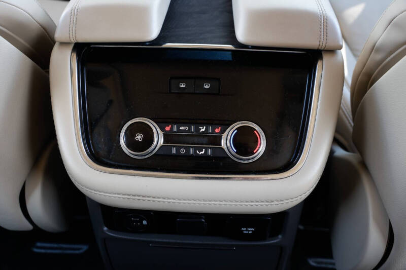 2021 Lincoln Navigator L Reserve