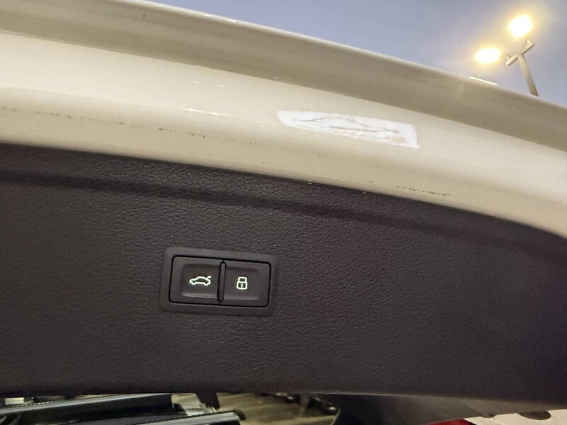 2019 Audi Q5 quattro Premium 45 TFSI