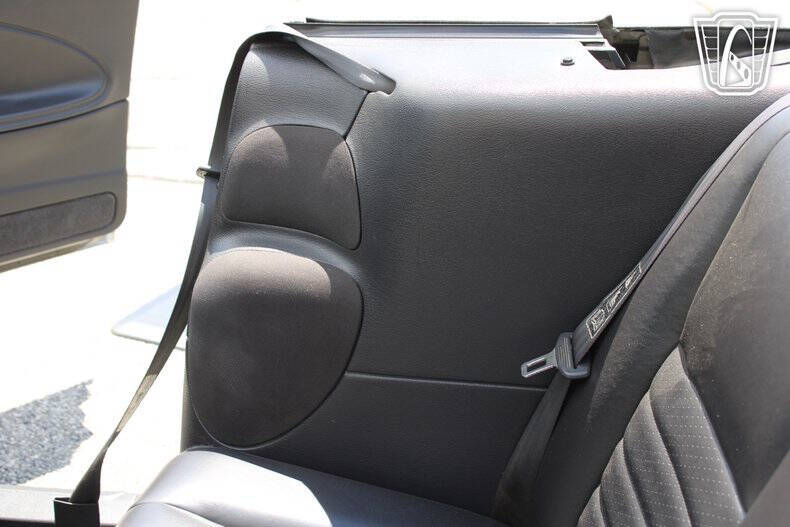 2002 Ford Mustang GT Deluxe