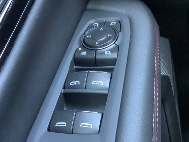 2025 GMC Yukon XL AT4 Ultimate