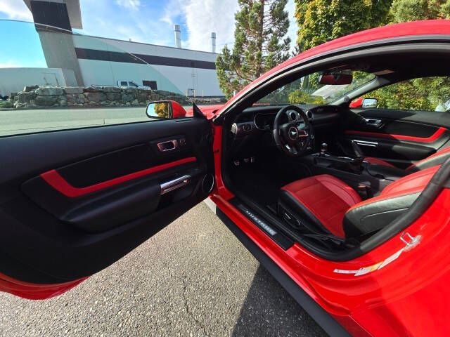 2019 Ford Mustang EcoBoost