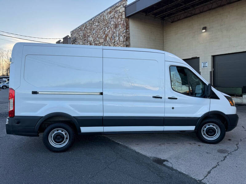 2017 Ford Transit Van Base photo 9