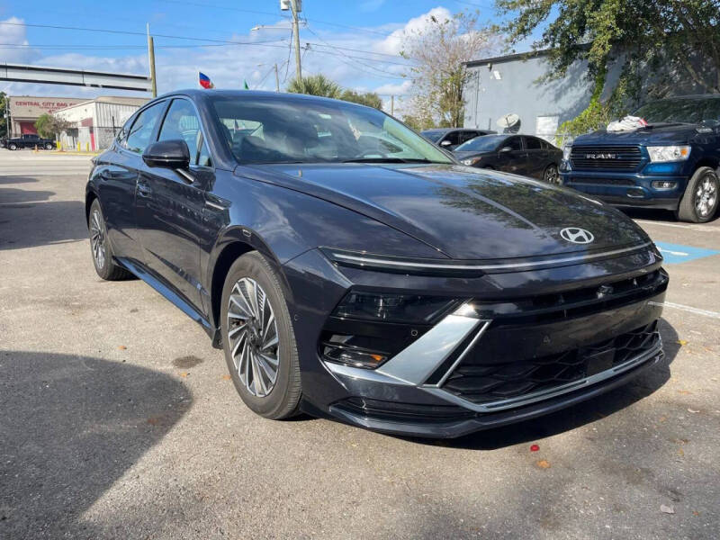 2025 Hyundai Sonata Hybrid Limited