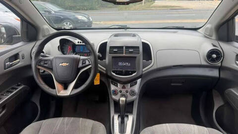 2015 Chevrolet Sonic LT Auto