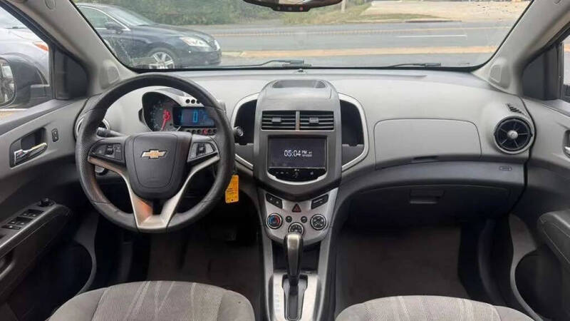 2015 Chevrolet Sonic LT Auto
