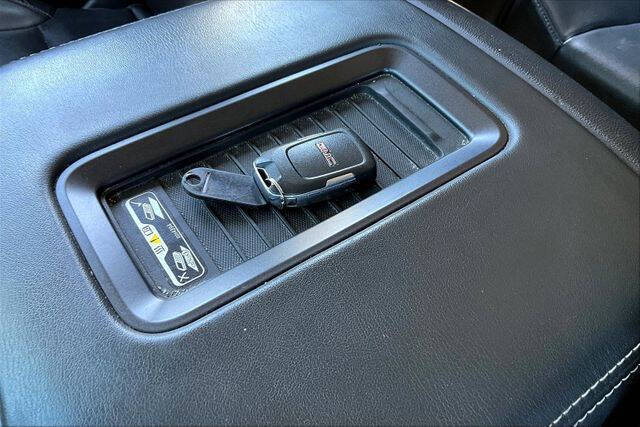 2016 GMC Yukon XL SLT