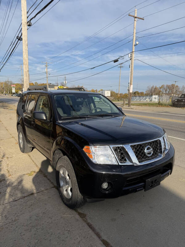 2012 Nissan Pathfinder LE