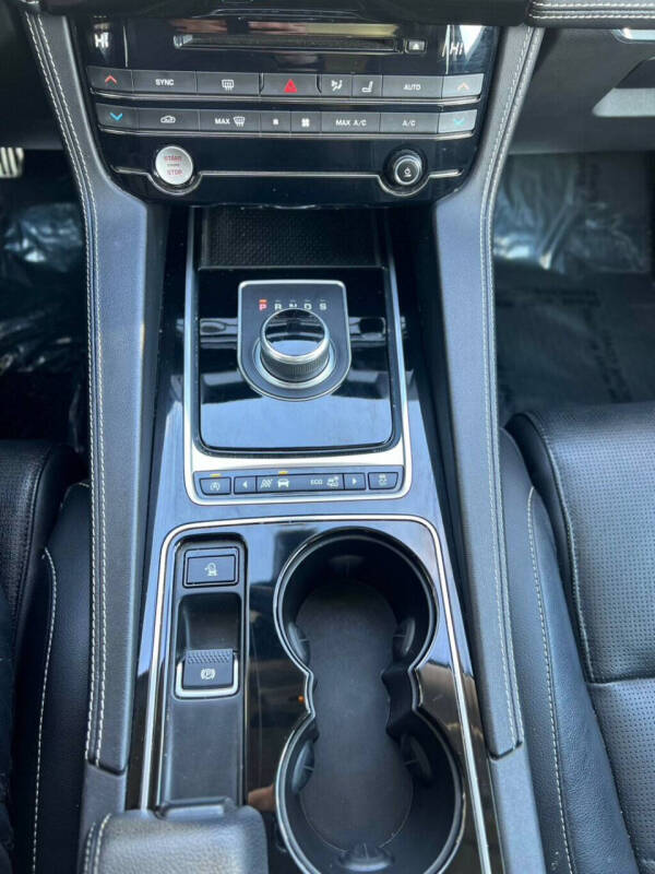 2017 Jaguar F-PACE S