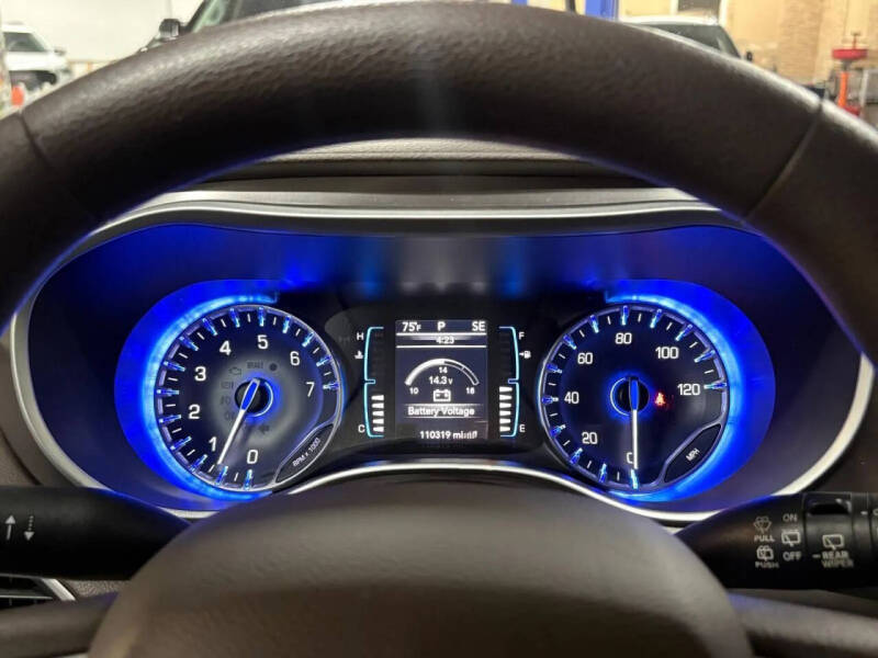2017 Chrysler Pacifica Touring