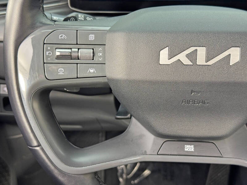2024 Kia EV9 Light Long Range
