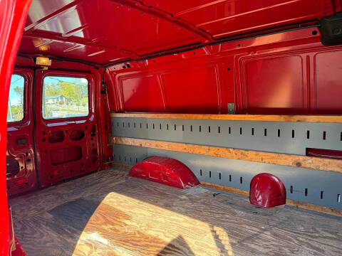 2011 Ford E-Series E-350 SD