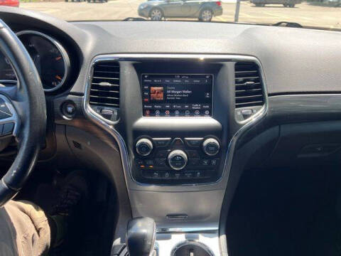 2020 Jeep Grand Cherokee Laredo E