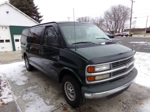 2001 Chevrolet Express G3500 LS