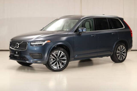 2022 Volvo XC90 T5 Momentum