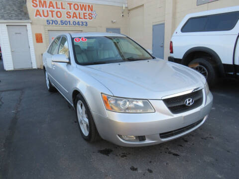 2006 Hyundai Sonata for sale at Small Town Auto Sales in Hazleton PA